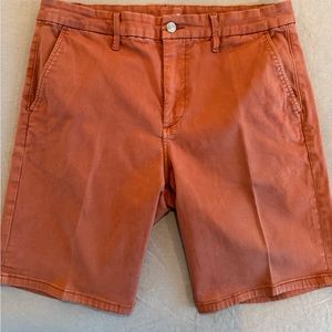 Men’s 9” inseam brushed cotton stretch “Kinetic” shorts in Sierra - Size…